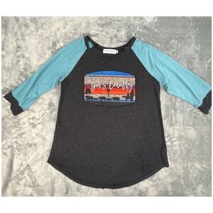 Southern Grace Womens This is Gods Country Raglan Tee T-Shirt Gray Blue Medium